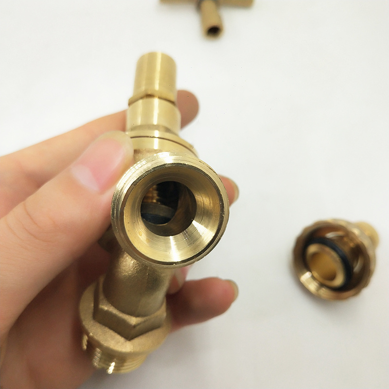 China Factory Brass Lockshield Hose Tap Outside Garden Bib Tap
